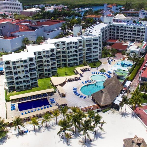 Aquamarina Beach Hotel Cancun